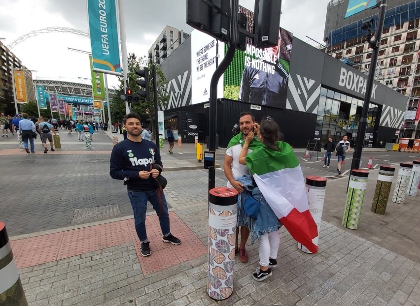 Włoscy kibice opanowali okolice Wembley. Zobacz zdjęcia z Londynu