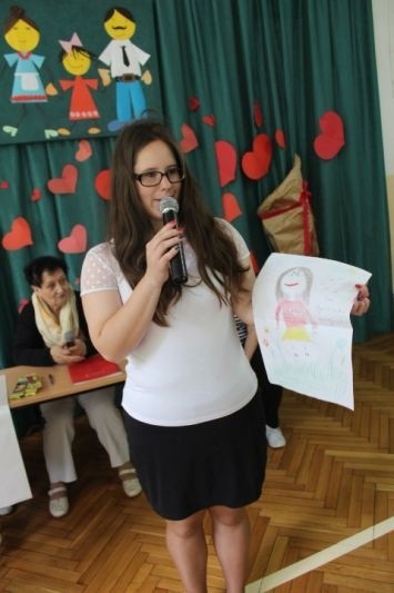 W Szkole Podstawowej w Płowcach odbył się piknik Polskiego Czerwonego Krzyża, zorganizowany przez Oddział Rejonowy PCK w Radziejowie.Podsumowano konkursy, był pokaz udzielania pierwszej pomocy, a potem dużo zabawy.
