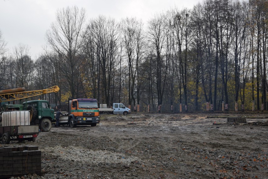 Budowa basenów w Katowicach przy ulicy Wczasowej