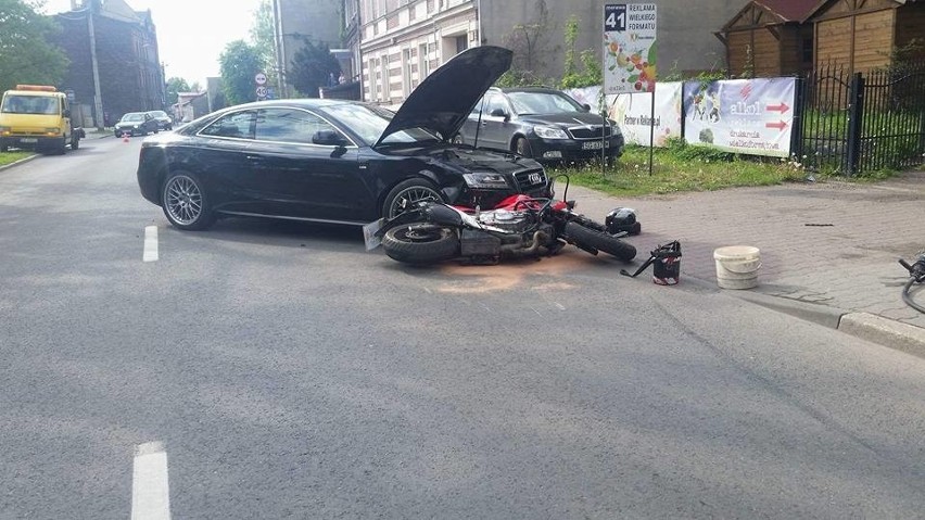 W Katowicach audi najechało na motocyklistę