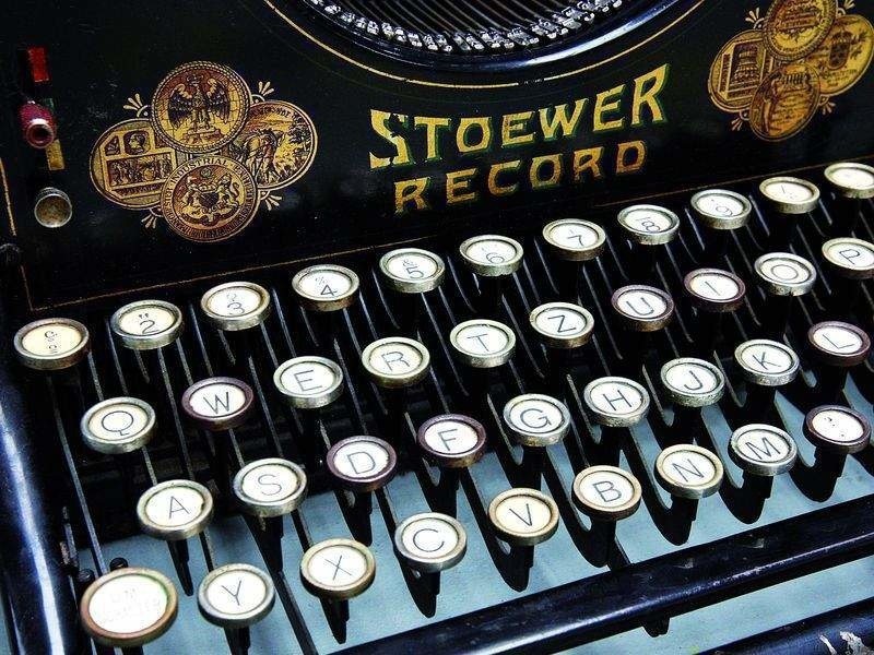 Pierwsza maszyna do pisania, Model 1, fabrykę Stoewera...