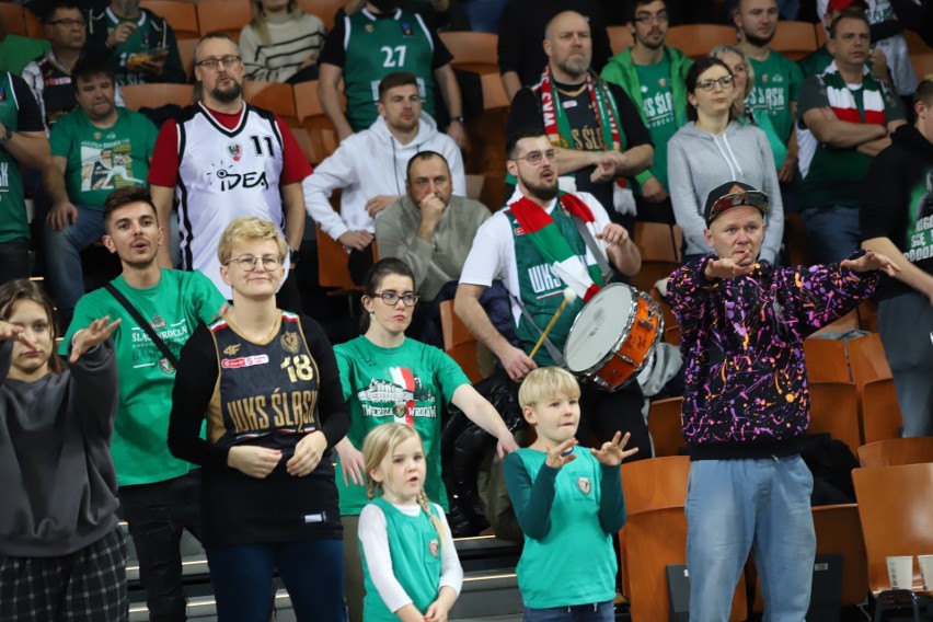 Kibice na meczu Śląsk Wrocław – Paris Basketball [ZDJĘCIA]