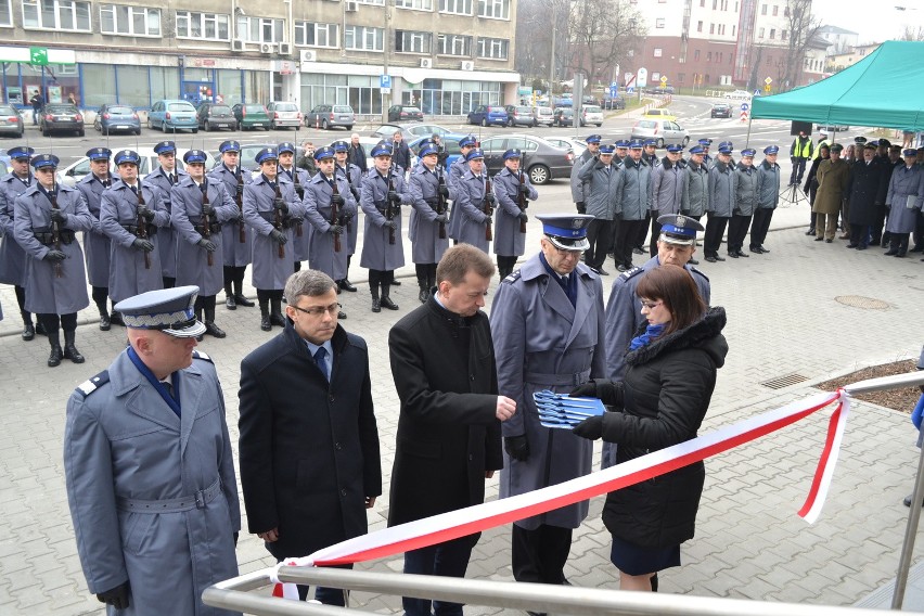 Komenda policji w Rybniku jak nowa. Minister Błaszczak na otwarciu