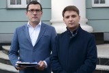 Kandydaci PiS do Rady Miejskiej w Radomiu: termin imprezy w hali sportowej zagrożony, a prezydent Witkowski nie ma odwagi pokazać umowy