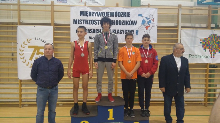 Na podium z numerek 1 Mustafa Chalaszew (KS Wschód)