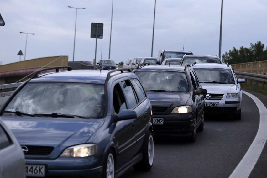 Takie korki przy zjeździe z autostradowej obwodnicy Krakowa...