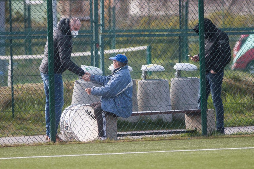 IV liga. Zwycięstwa Pogoni Lębork i Jantara Ustka. Porażki Aniołów Garczegorze i Gryfa Słupsk (zdjęcia)