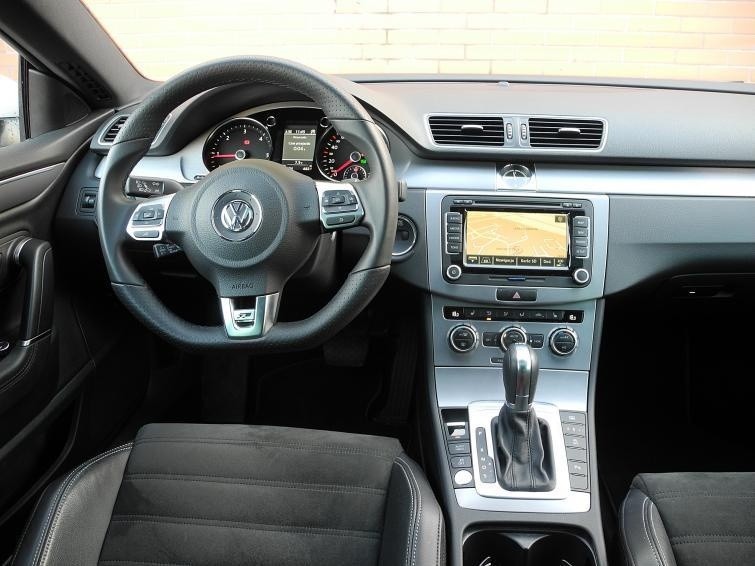 Testujemy: Volkswagen CC 2.0 TDI DSG – sedan z aspiracjami...