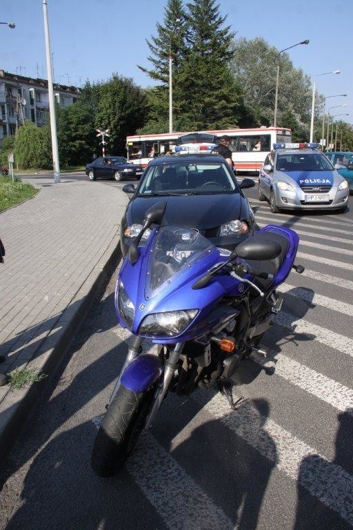 Wypadek na skrzyżowaniu Nysy Łużyckiej z Luboszycką w Opolu....