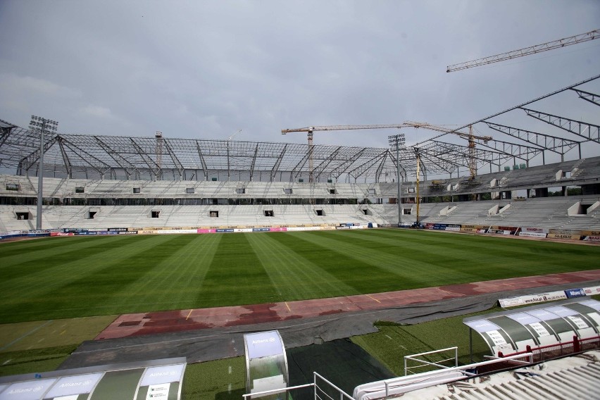 Stadion Górnika Zabrze: Praca na budowie wre! [ZDJĘCIA i WIDEO]