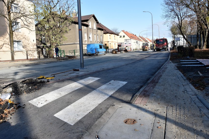 Mieszkańcy ul. Oleskiej chcieliby nowych nasadzeń wzdłuż tej...