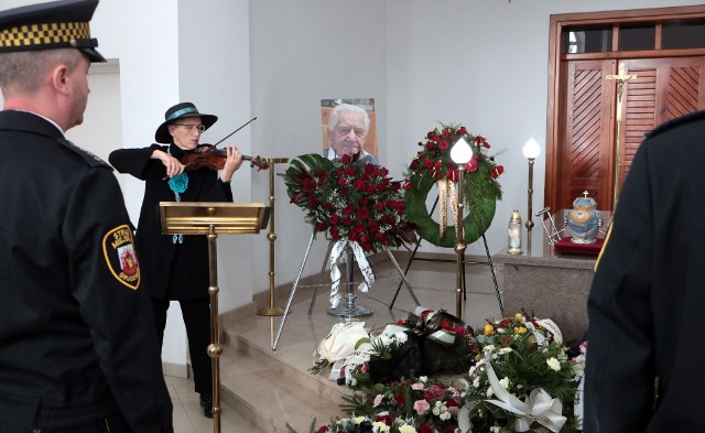 Uroczystości pogrzebowe Zdzisława Lewandowskiego, byłego radnego Grudziądza.