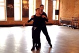 Jacek Rozenek i Magdalena Soszyńska-Michno trenują do "Tańca z gwiazdami" [WIDEO]