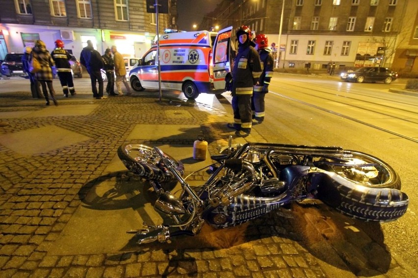 Wypadek na Poniatowskiego. Ranny motocyklista [FOTO]