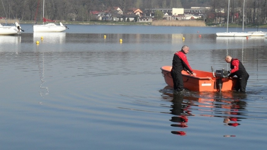 Aeratory na Jeziorze Paprocańskim.