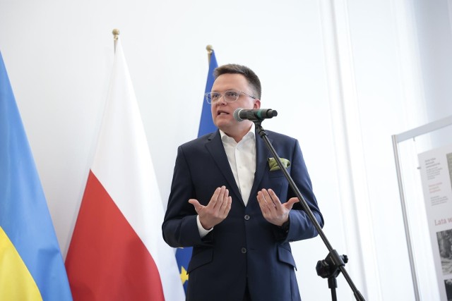 Szymon Hołownia w ostrych słowach skrytykował hejterów, którzy atakują jego i partię Polska 2050. Wymienił między innymi Tomasza Lisa