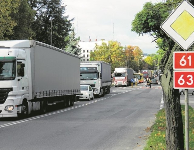 Czy Łomża może stracić na wyprowadzeniu tranzytu z miasta? Być może, ale ma też szansę sporo zyskać na budowie Via Baltiki.