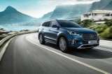  Hyundai Grand Santa Fe. Tak się zmienił po liftingu 