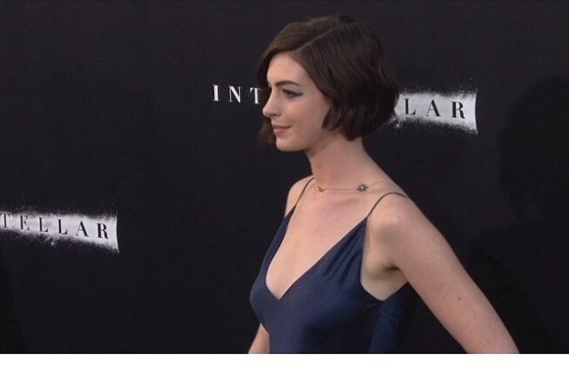 Anne Hathaway na premierze filmu "Interstellar" (fot. CNN Entertainment/x-news)