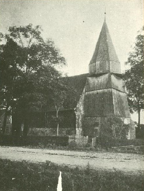 Kościół w Borętach przed 1945 roku.