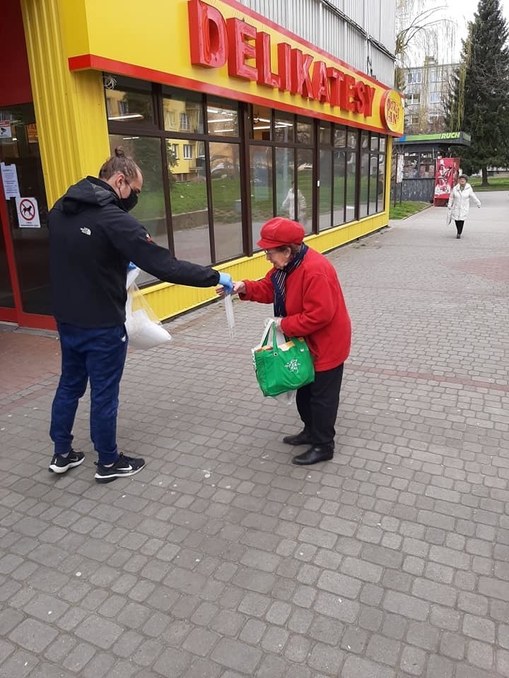 Członkowie Stowarzyszenia Osiedla Kmiecie w Przemyślu...