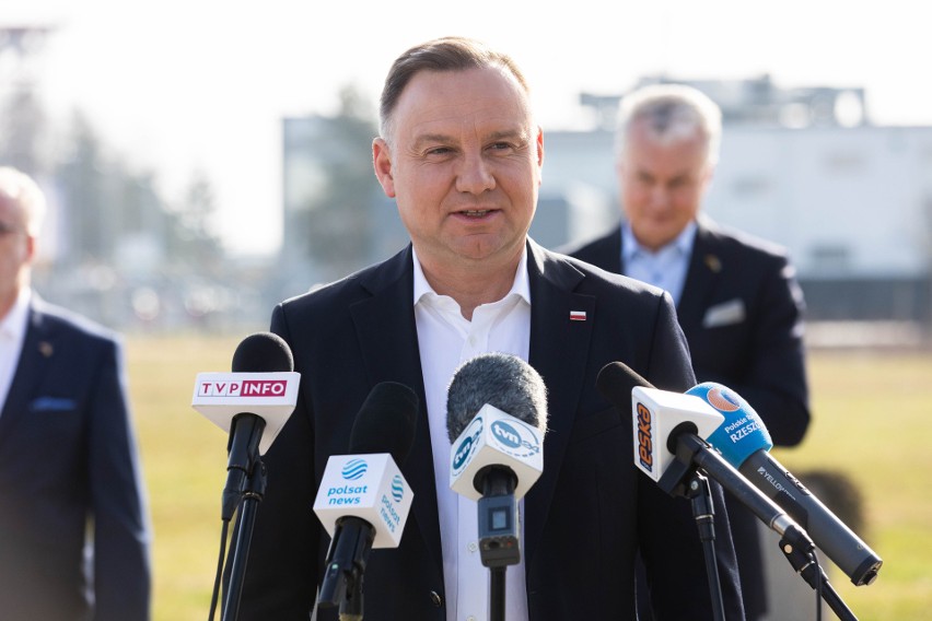 Prezydent Andrzej Duda podczas konferencji w Jasionce: Wierzymy wszyscy w to, że Ukraina się obroni, ale potrzebuje wsparcia [WIDEO]