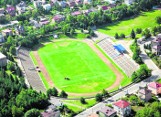 Stadiony popadają w ruinę