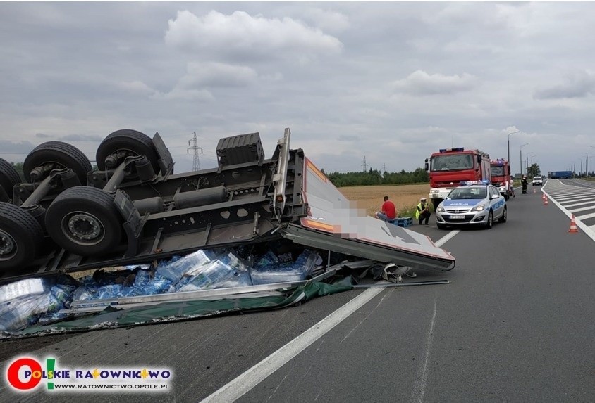Piątkowe wypadki ciężarówek na obwodnicy Kluczborka