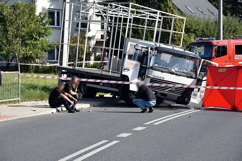 Tragiczny wypadek w Gorlicach. Dwóch uczniów zginęło. Nowe fakty o śmierci 18-latków [ZDJĘCIA]