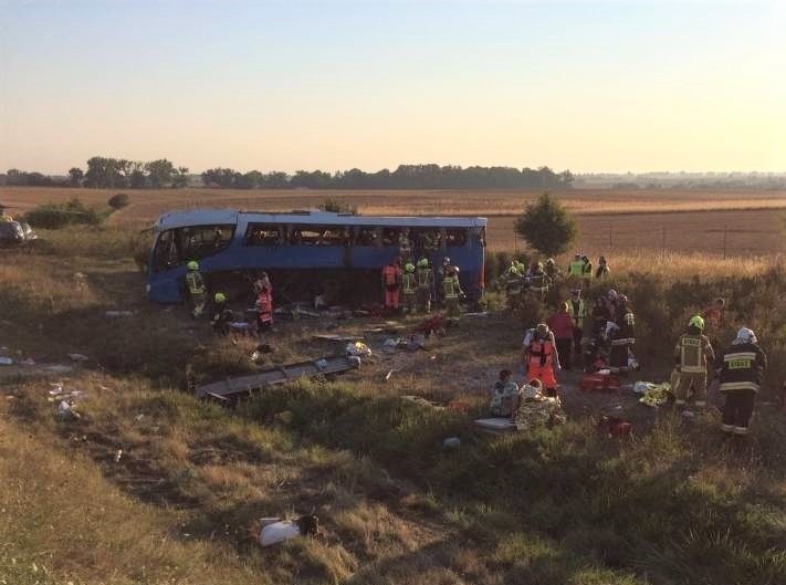 Wypadek autokaru z dziećmi na A1 koło Tczewa. Jechały nim...