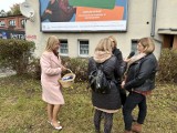 Siostra oddała nerkę, bym miała nowe życie - mówi zielonogórzanka z billboardu. To akcja stowarzyszenia Nerka z Zielonej Góry 