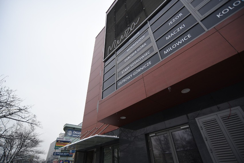Kino Muza w Sosnowcu zachwyca swoim wyglądem. Z zewnątrz...