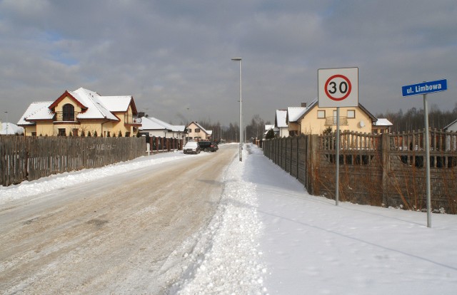 Jest sposób, by przyspieszyć czas oczekiwania na drogę, lampy albo kanalizację. To inwestycja w czynie społecznym.