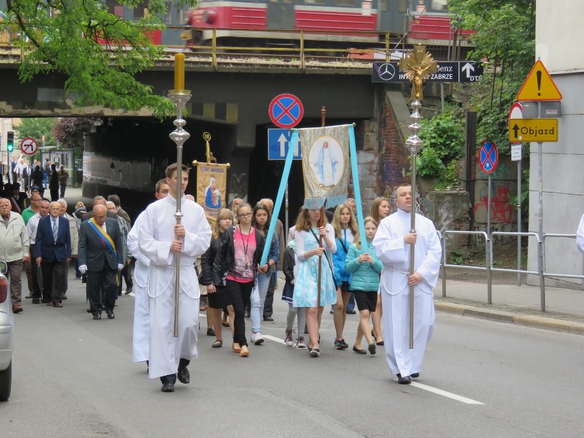 Procesja Bożego Ciała ulicami Katowic [ZDJĘCIA]