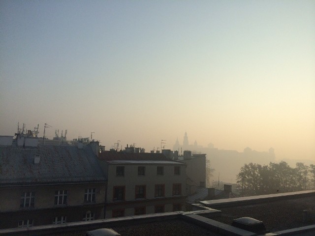 Widok z hotelu Ibis. W pierwszej chwili myślałam ze to mgła...