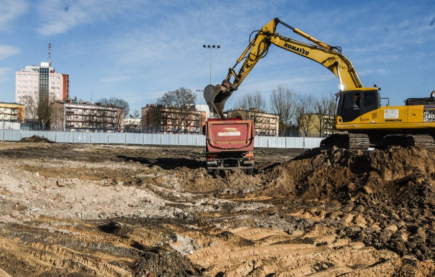 Trwa przebudowa stadionu Polonii Bydgoszcz. Przez pierwszy...