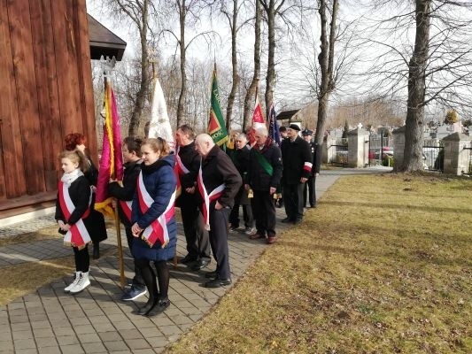 Mieszkańcy gminy Czarnocin złożyli hołd żołnierzom z Armii...