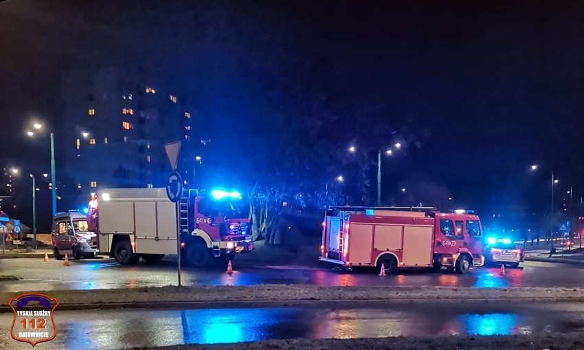 Wjechał autem na środek ronda w Tychach. 36-latek trafił do...