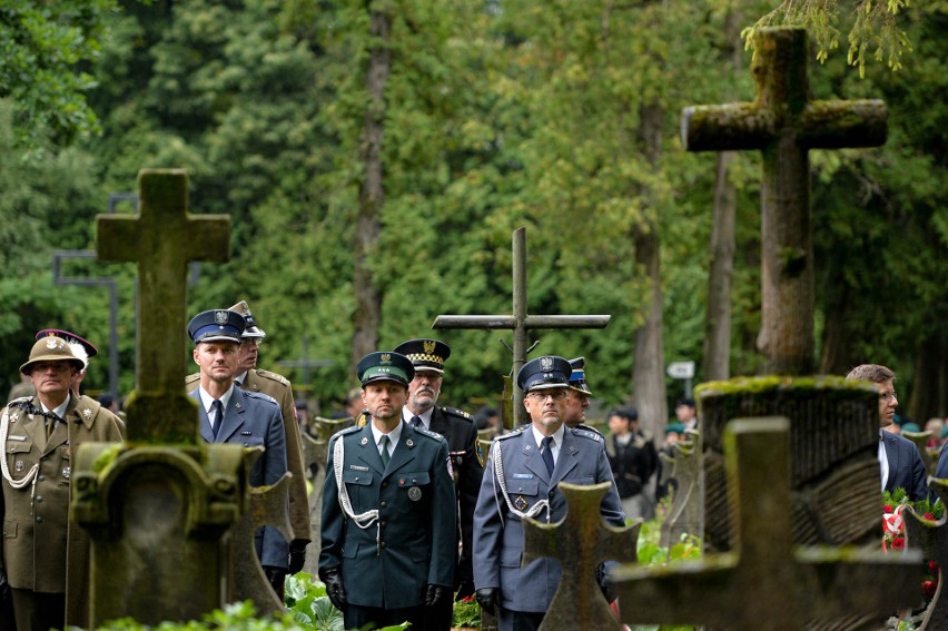 Przemyśl. 82. rocznica wybuchu II wojny światowej na Cmentarzu Wojskowym [ZDJĘCIA]