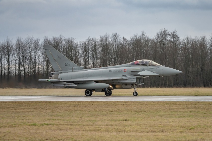 Włoskie Eurofightery zastąpią włoskie F-35 w Malborku