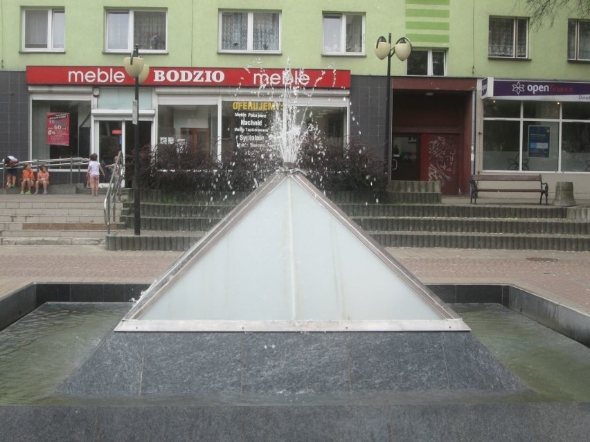 Fontanny i kurtyny wodne w Dąbrowie Górniczej