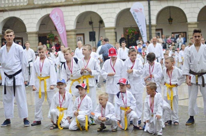 Moc atrakcji dla reprezentantów niepołomickiej Akademii Karate Tradycyjnego