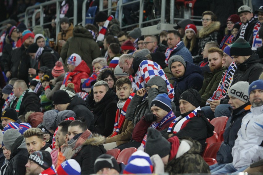 Górnik Zabrze - Wisła Kraków: mimo zimna, na trybunach był...