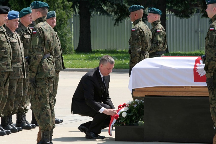 Rodzina, minister obrony narodowej i kierownicza kadra Sił...