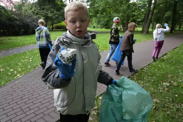 W Słupsku zainaugurowano Sprzątanie Świata.