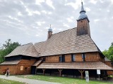 500-letni kościół świętej Anny w Oleśnie. Był czarny, teraz po renowacji jest brązowy [ZDJĘCIA]