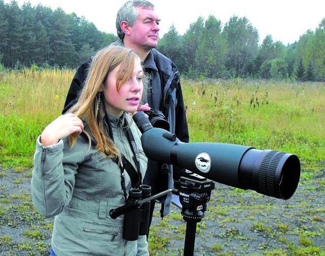 Hanna i Sławomir Michoń to doświadczeni podglądacze ptaków. Wiosenne i jesienne migracje skrzydlatych wędrowców to dla wolontariuszy OTOP-u bardzo ciekawy czas.