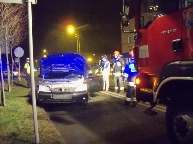 Policja zabezpiecza ślady. Na drodze dojazdowej do przejścia granicznego w Mikulovicach zorganizowano objazd.