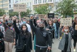 Black Lives Matter: Protest przeciwko rasizmowi i brutalności policji w Poznaniu [ZDJĘCIA]