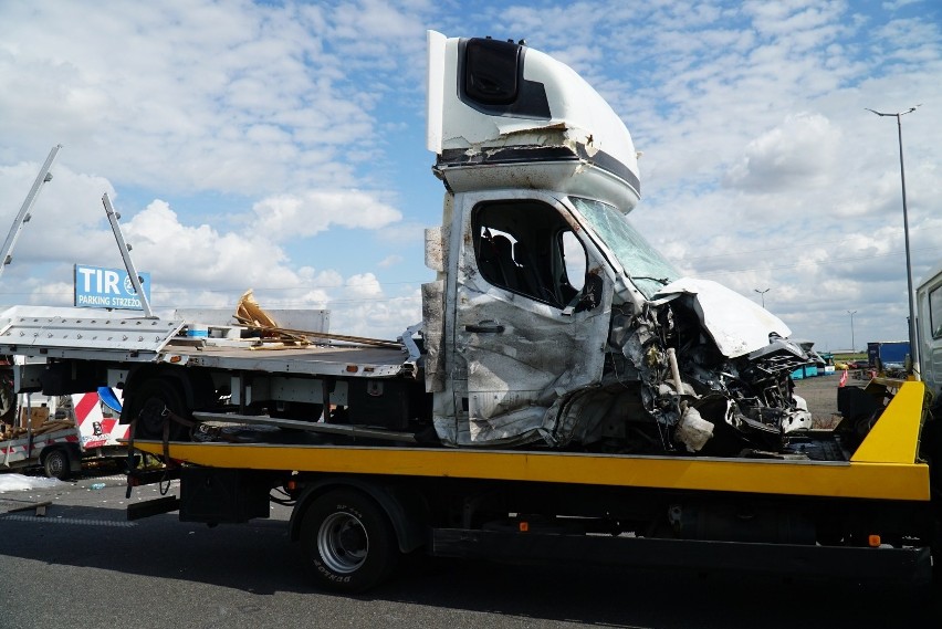 Jakie są wstępne przyczyny tragedii? - Kierowca nie dość...